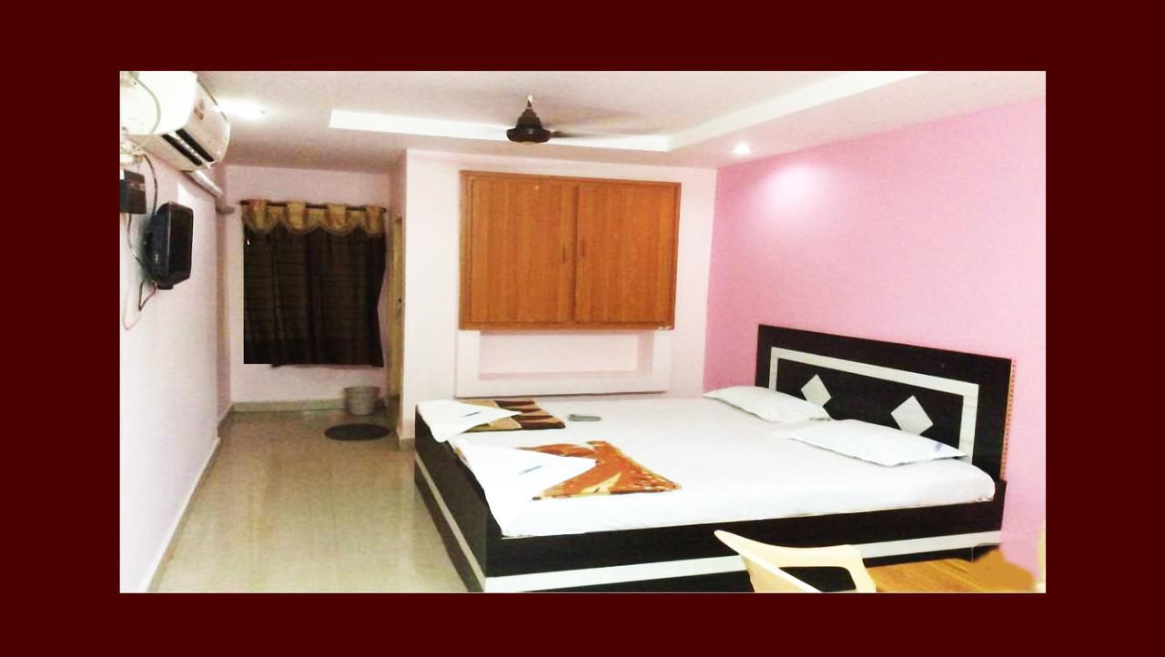 Hotel Upendra Residency Kadapa Экстерьер фото