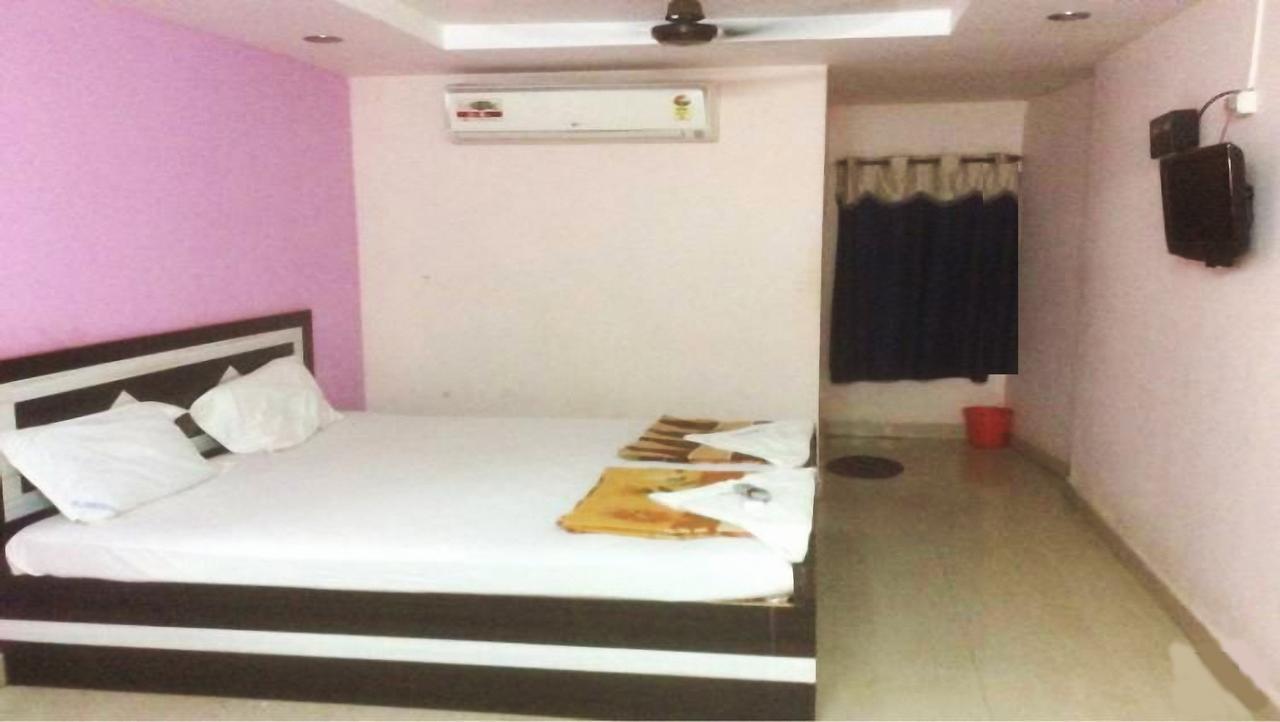 Hotel Upendra Residency Kadapa Экстерьер фото